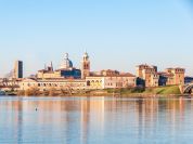 Viaggi virtuali sui fiumi in assenza della festa