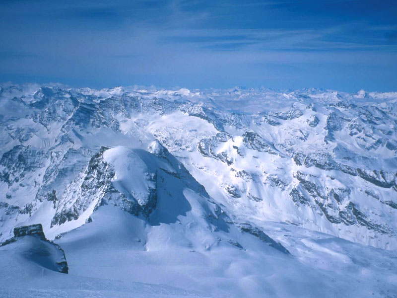 Dalla vetta del Gran Paradiso